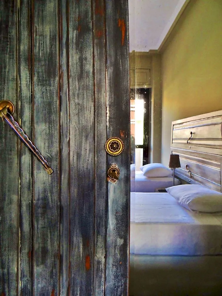 Dome Sao Bento Guest house