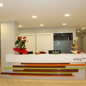 navštívit hotel