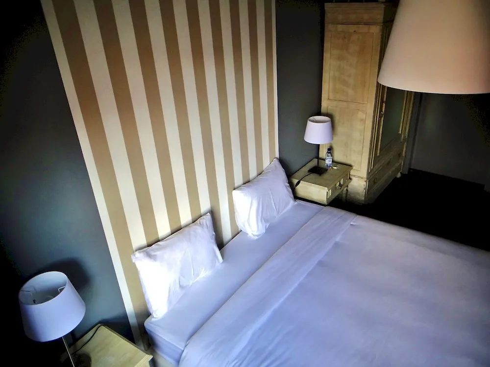 ***  Wallis Sao Bento Guest House Lisbon Portugal